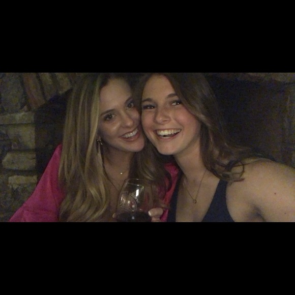 Meet your Posher, Julia - Picture 1 of 1